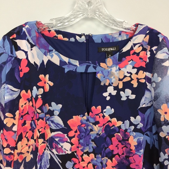 Roz & Ali Floral Trumpet Sleeve Shift Dress - Picture 2 of 16